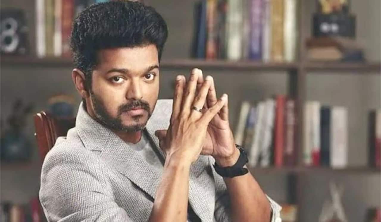நிஜ வாழ்விலும் ஹீரோவாக இருங்கள் : விஜய்க்கு கோர்ட் கண்டிப்பு - 1 லட்சம் அபராதம்