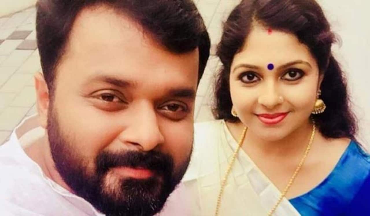 இரண்டாவது கணவர் மீது நடிகை அம்பிலி தேவி பரபரப்பு புகார்