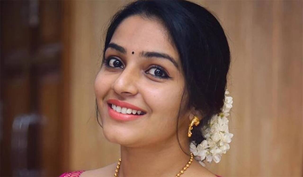 ரவிதேஜா படத்தில் நடிக்கும் ரஜிஷா விஜயன்