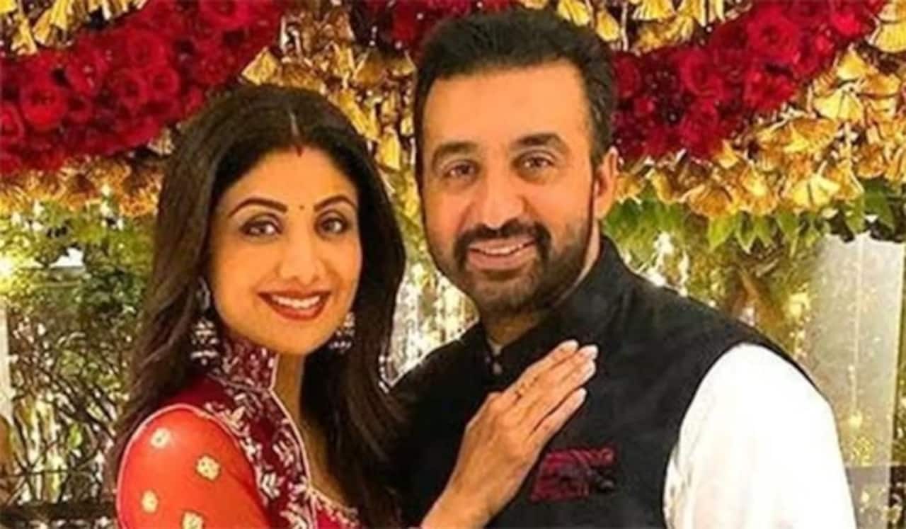 ரகசிய அலமாரிகள், மேலும் 4 ஆபாச பட செயலிகள் : நடிகை ஷில்பா ஷெட்டி கணவர் பற்றி அதிர்ச்சி தகவல்கள்