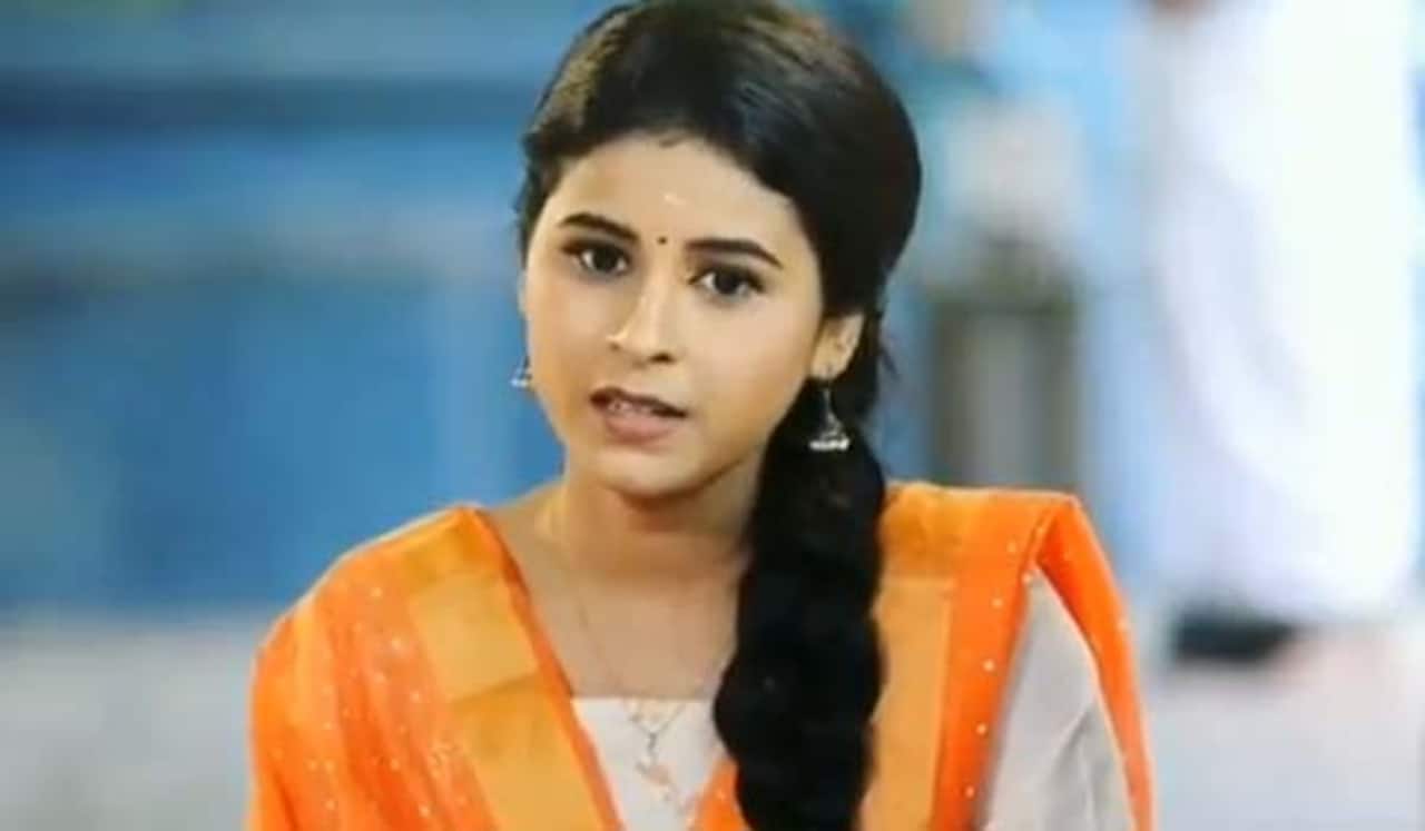 சொந்த குரலில் பாடி அசத்திய ரித்திகா