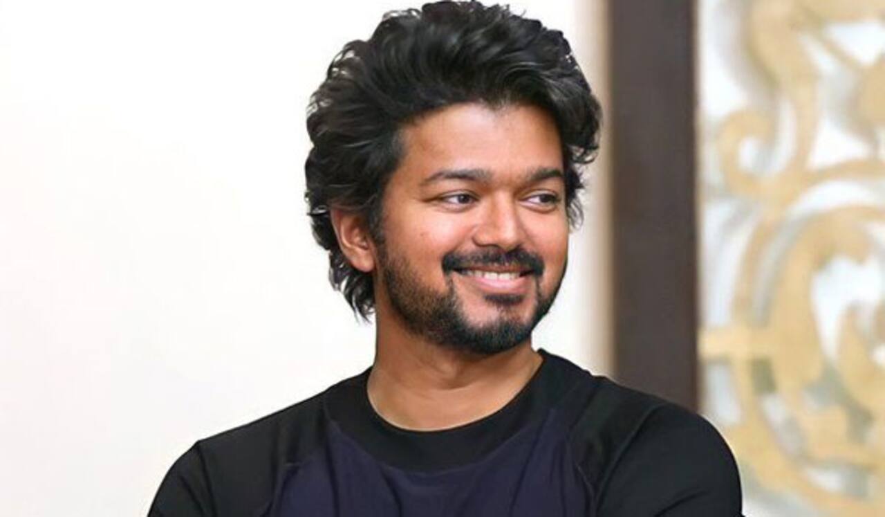 தீபாவளிக்கு ரசிகர்களுக்கு விஜய் தரும் சர்ப்ரைஸ்