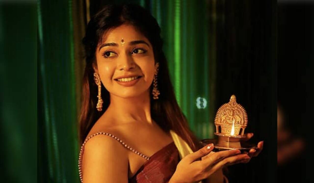 ஓணம் ஸ்பெஷல் போட்டோவை வெளியிட்ட தர்ஷா; வாயடைத்து போன ரசிகர்கள்