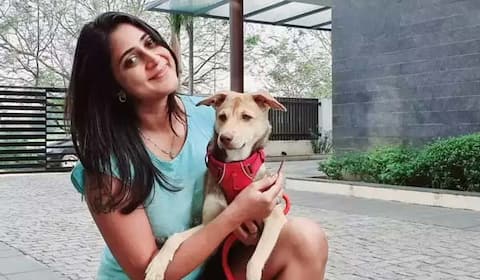 வீட்டுக்கு ஒரு நாய் தத்தெடுப்போம்; கனிகா வேண்டுகோள்