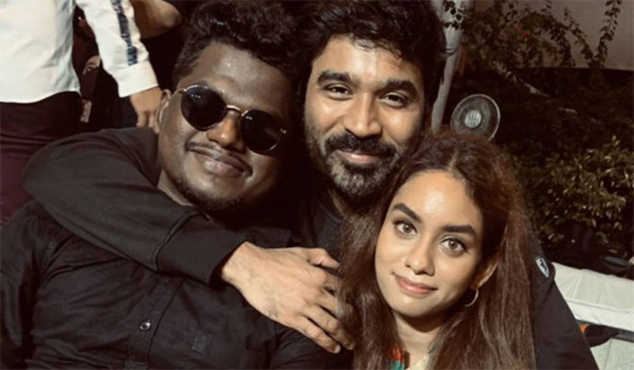 எஞ்சாமிக்களுடன் தனுஷ் எடுத்த போட்டோ