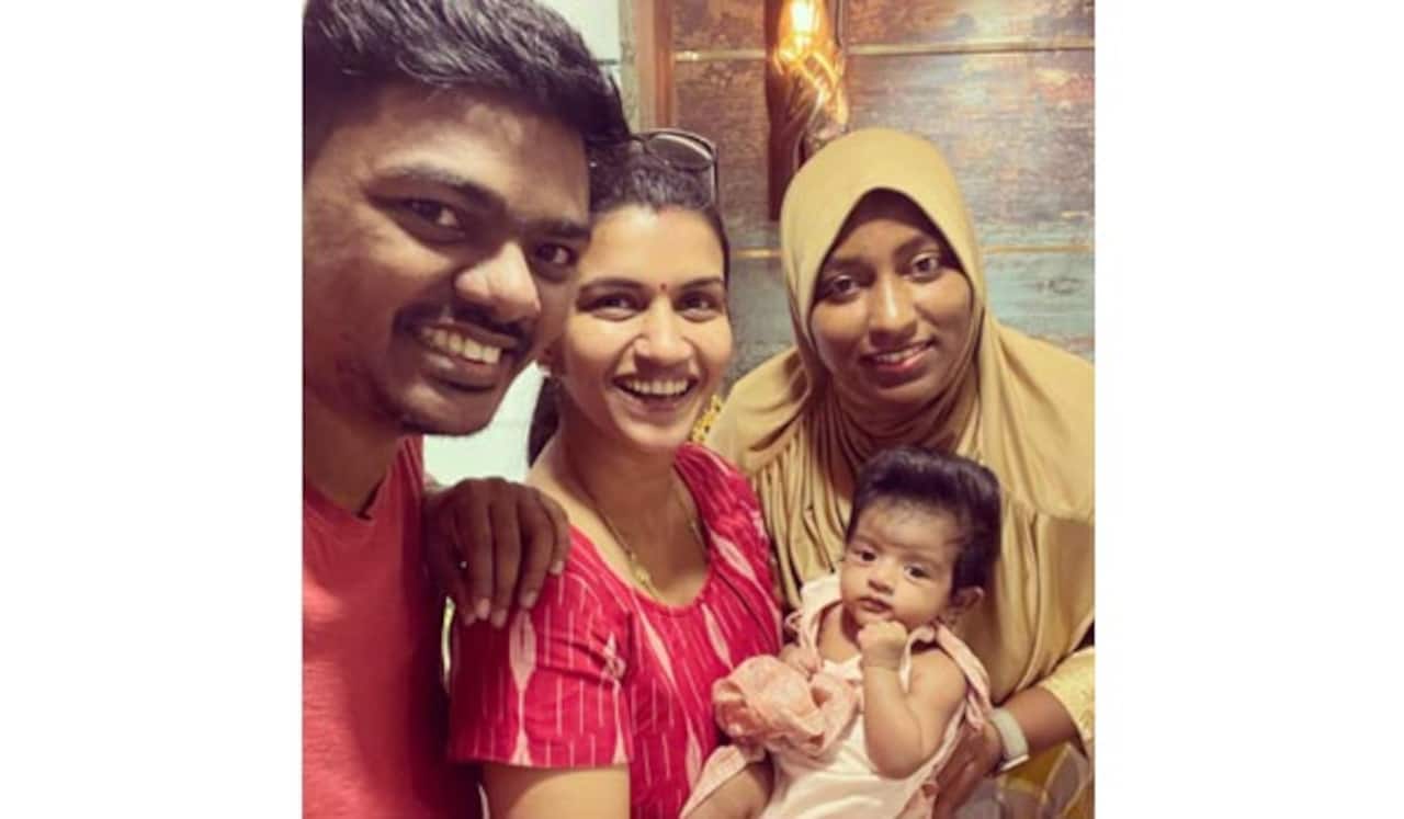 சீரியல் நடிகை ஸ்ரீதேவி அசோக்கின் க்யூட் பேமிலி!