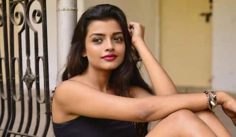 சந்தானம் நாயகியின் பேஸ்புக்கை முடக்கிய ஹேக்கர்ஸ்