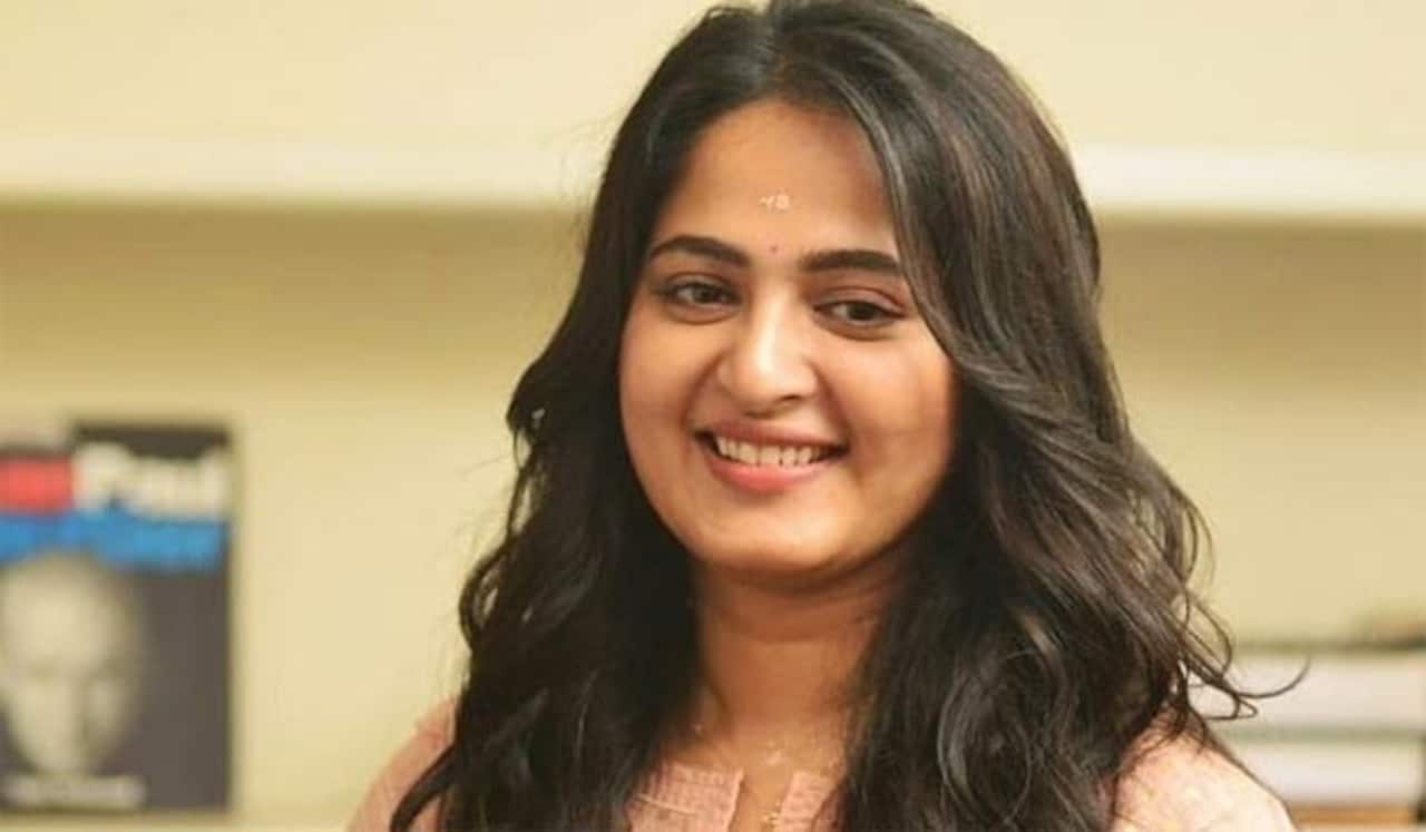 மீண்டும் தமிழில் அனுஷ்கா