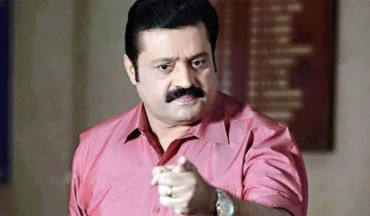 சல்யூட் அடிக்காத போலீஸ் மீது சுரேஷ் கோபி கோபம்