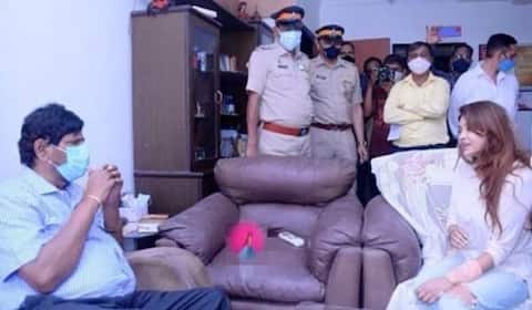 நடிகை பாயல் கோஸ் மீது தாக்குதல் முயற்சி: மத்திய அமைச்சர் ஆறுதல்
