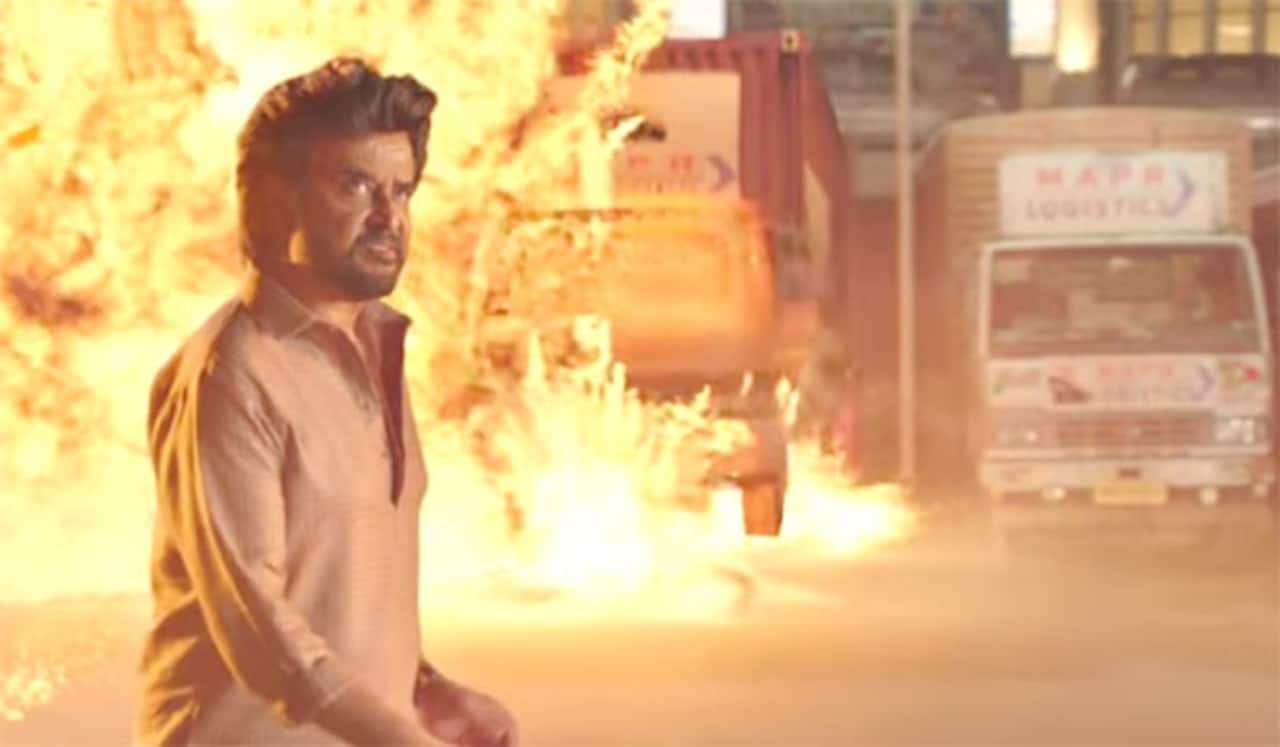 ‛‛கிராமத்தான் கோபப்பட்டா காட்டாறு.... - அதிரடி காட்டும் அண்ணாத்த டீசர்