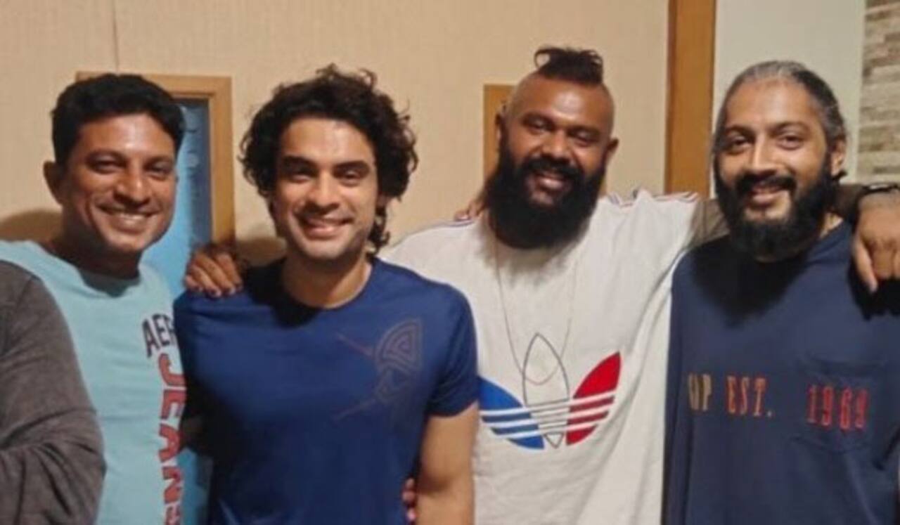 டொவினோ தாமஸ் படத்தை இயக்கும் சண்டக்கோழி வில்லனின் மகன்