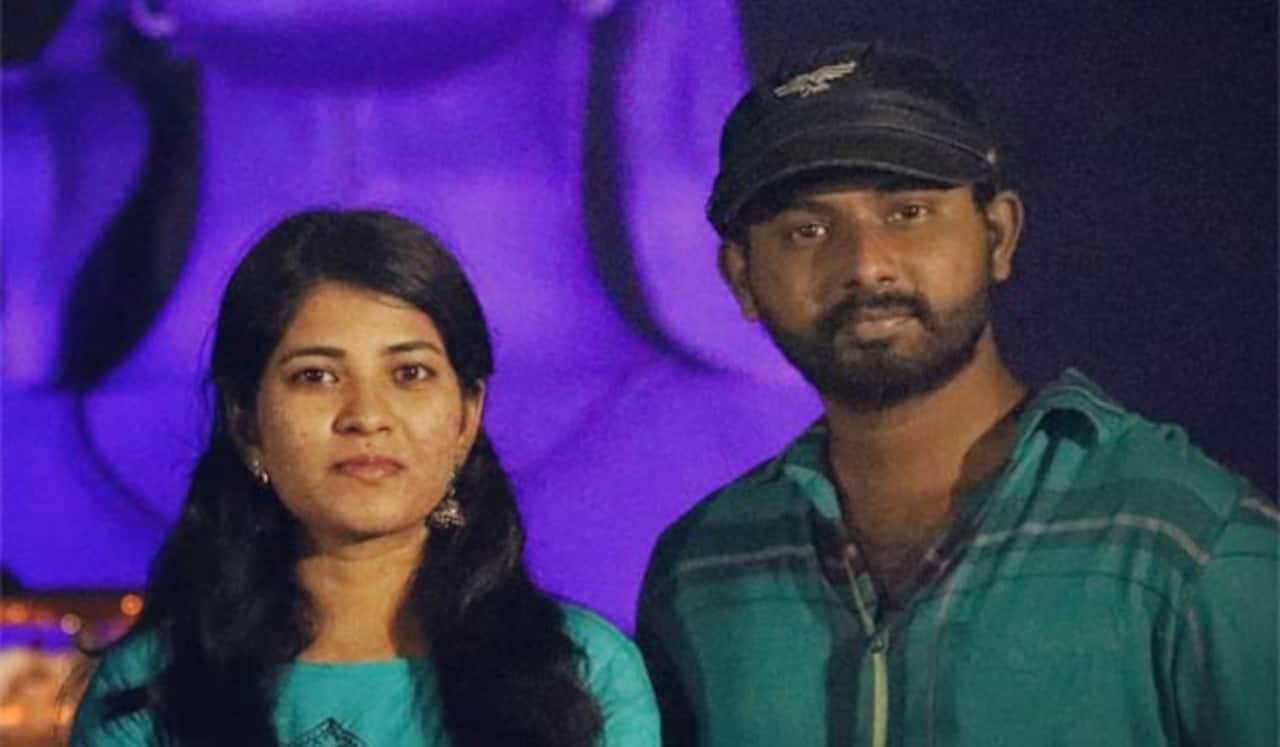 உண்மையாவே நீங்க ல்வ்வர்ஸா? பாண்டியன் ஸ்டோர்ஸ் நடிகர்களிடம் ரசிகர்கள் கேள்வி!