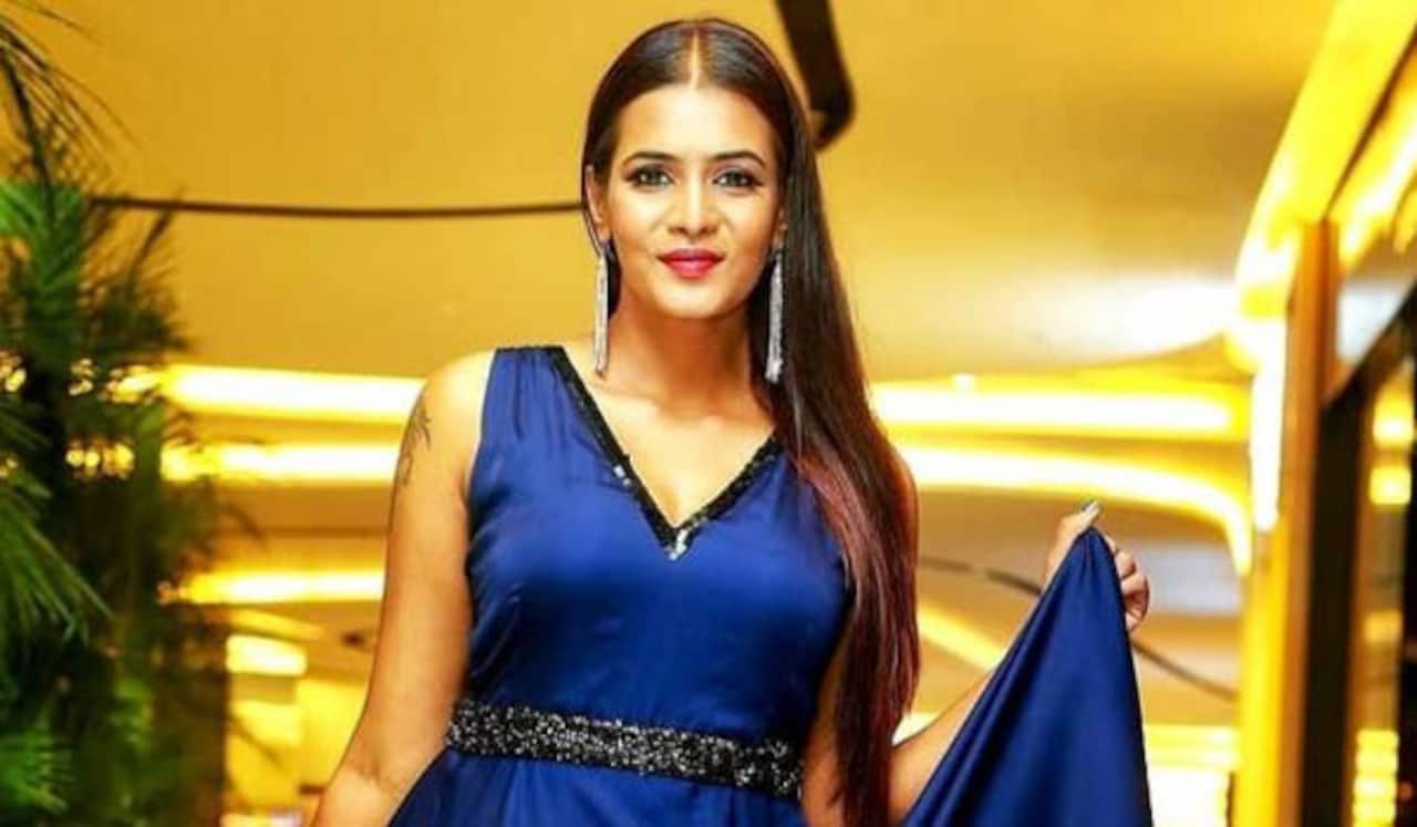 நடிகை மீரா மிதுனுக்கு சம்மன்