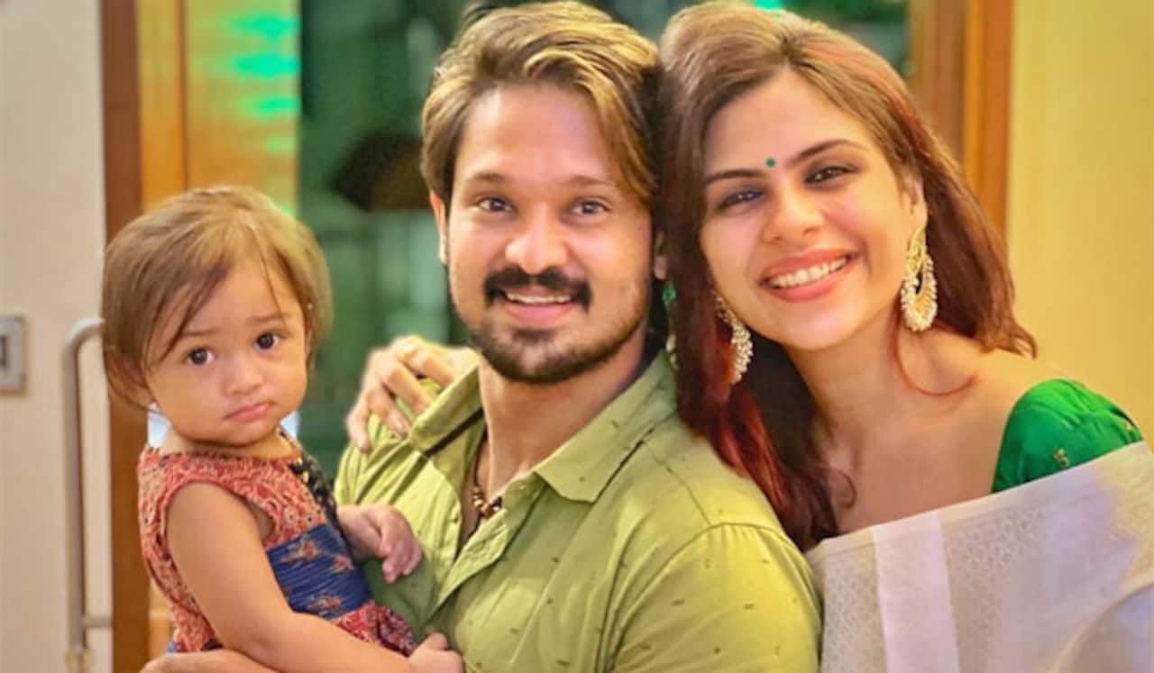 மனைவியை விமர்சித்தவருக்கு பதிலடி கொடுத்த நகுல்