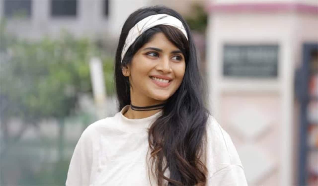 ‛மழை பிடிக்காத மனிதன் படத்தில் விஜய் ஆண்டனியுடன் இணையும் மேகா ஆகாஷ்