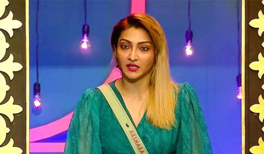 அப்புடியா காட்டுனாங்க! அதிர்ச்சியடைந்த அக்ஷரா