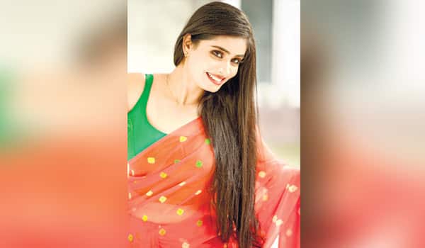 பிரபல நடிகையாக நிரூபிக்க முயற்சிக்கிறேன்: ஷிவான்யா