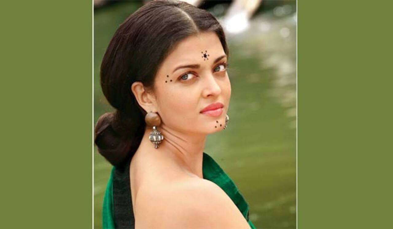 பொன்னியின் செல்வன் அப்டேட் கேட்கும் ரசிகர்கள்