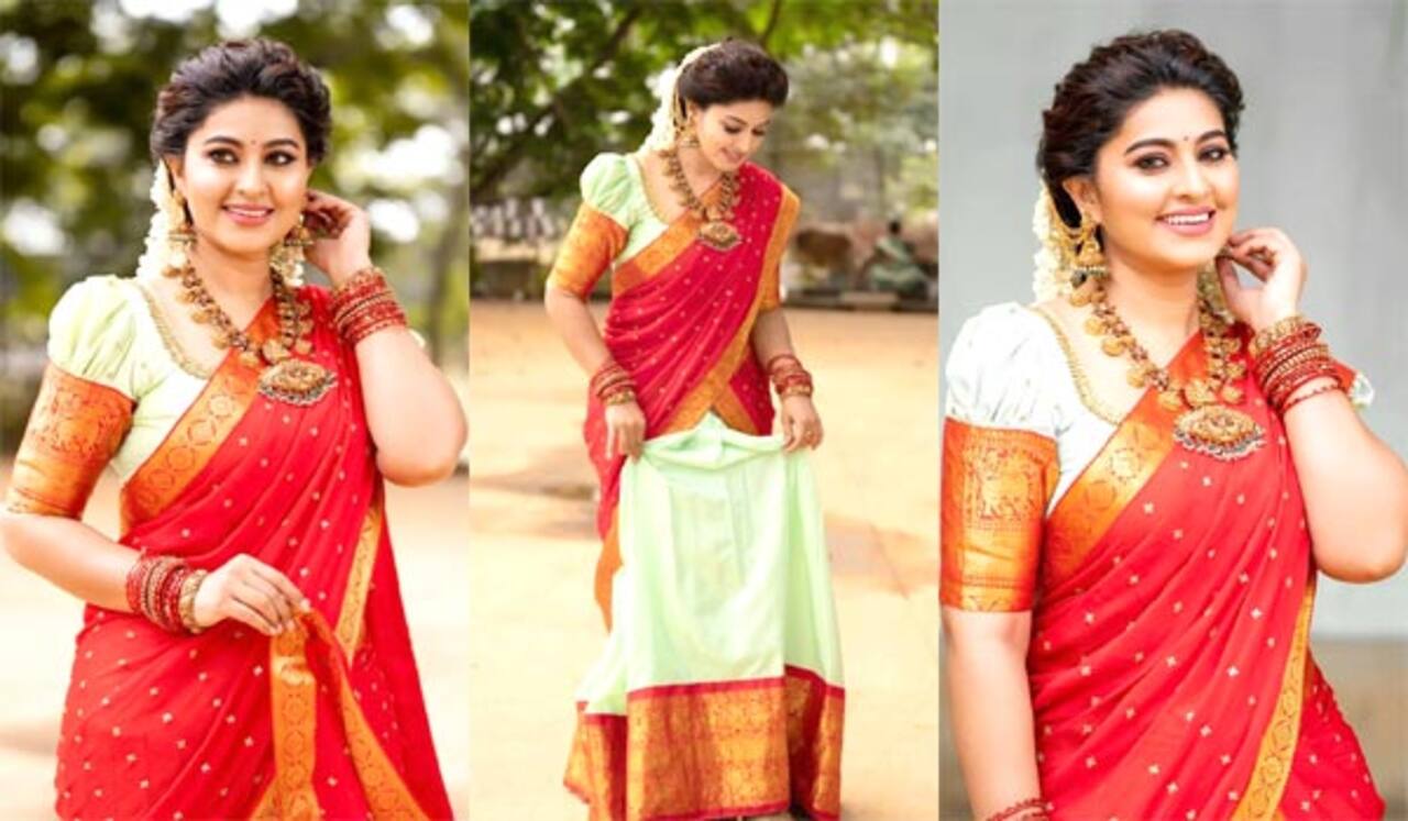 பாவாடை தாவணியில் இளமையாக அசத்தும் சினேகா