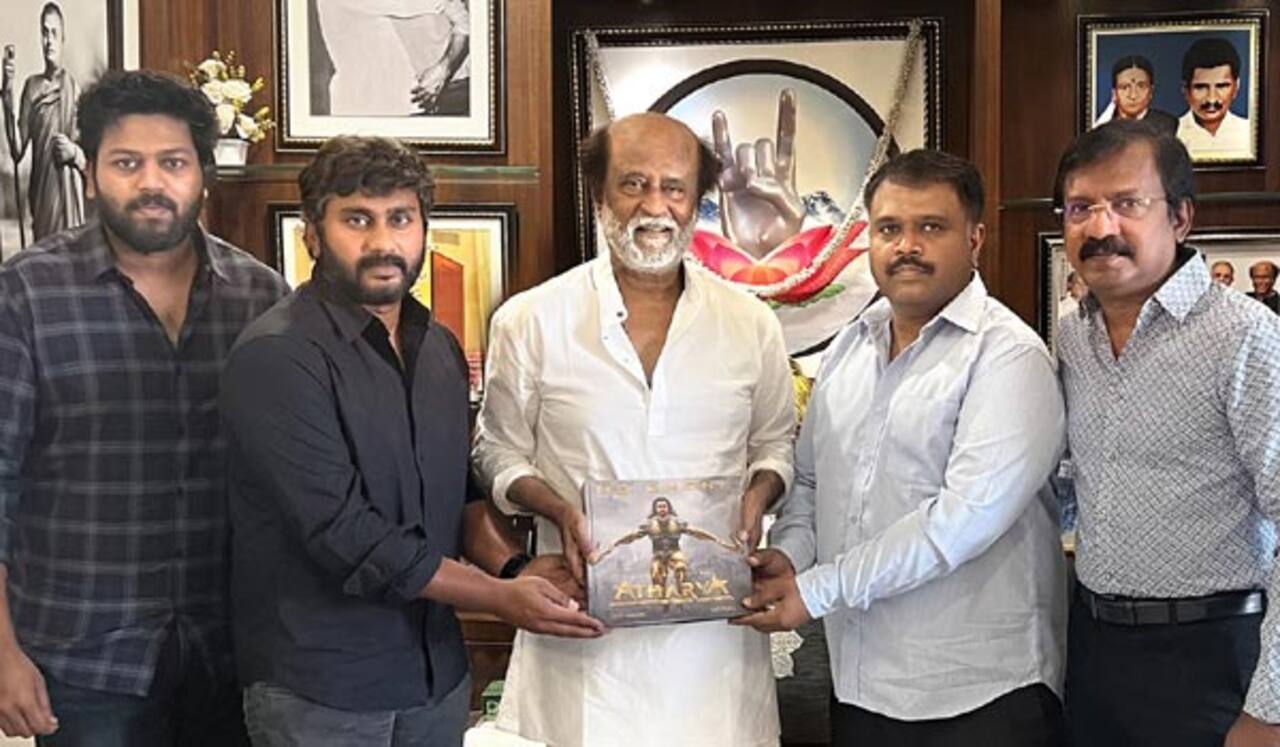 தோனியின் கிராபிக்ஸ் நாவலை வெளியிட்ட ரஜினி