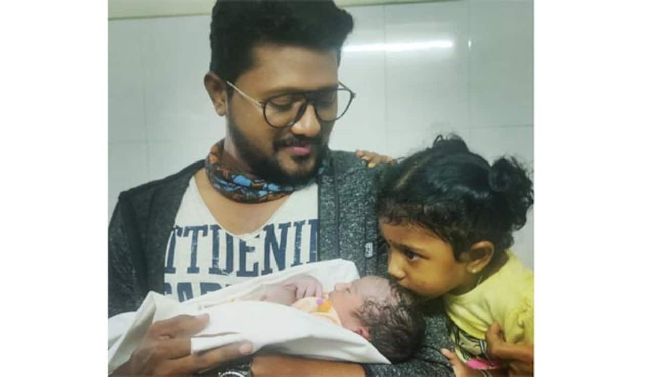இரண்டாதும் பெண் குழந்தை : மகிழ்ச்சியில் ஷ்யாம் ஜி