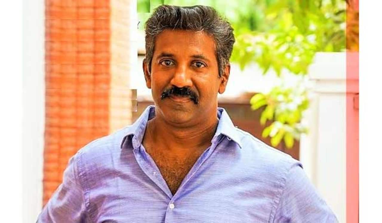 இசையில் மிரட்டும் ‛ரீ; இயக்குனர் சுந்தரவடிவேல்