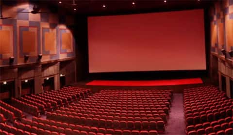 முத்தரப்பு பேச்சில் இழுபறி : தியேட்டர்கள் மூடலா?