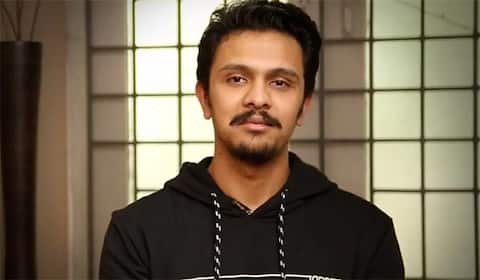 டுவீட் போட்டு டெலிட் செய்த கார்த்திக் நரேன்