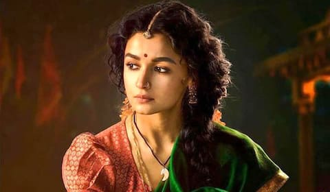 ஆலியாபட் காதல் பாடல் - ரகசியம் காக்கும் ராஜமவுலி