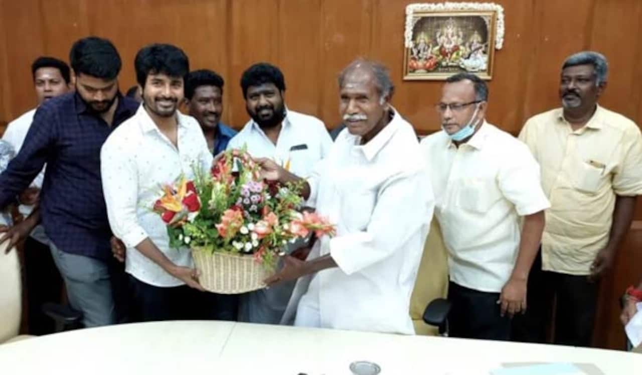 புதுச்சேரி முதல்வருக்கு சிவகார்த்திகேயன் வைத்த கோரிக்கை