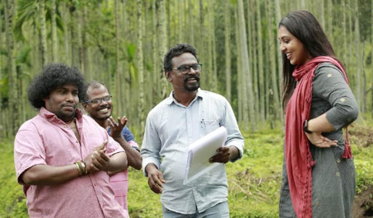 லட்சுமி மேனன், யோகிபாபு ஜோடியா?