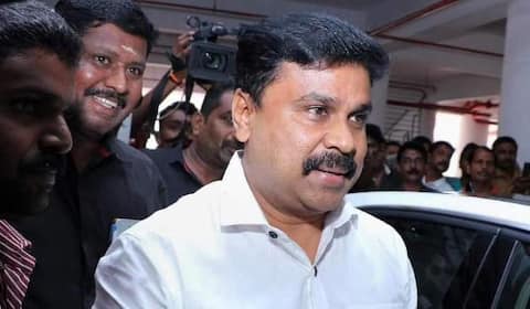 திலீப்பின் வழக்கறிஞர்களுக்கு எதிராக பார் கவுன்சிலை நாடிய நடிகை