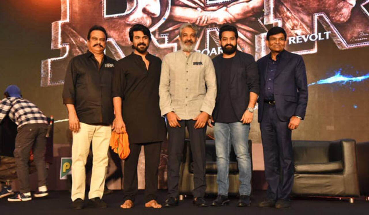 ரூ.1000 கோடி கிளப்பில் ஆர்ஆர்ஆர் - 2வது முறையாக ராஜமவுலி செய்த சாதனை