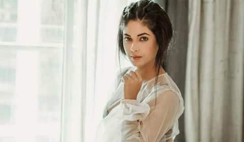 தென்னிந்திய ஹீரோக்களுக்கு நிலா வாழ்த்து