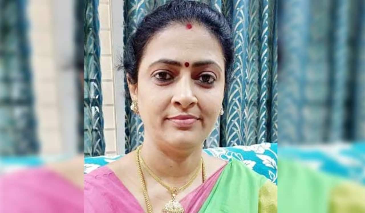 ஹெச்ஆர் டூ அம்மா நடிகை! சீரியல் நடிகை கிருபா கடந்து வந்த பாதை