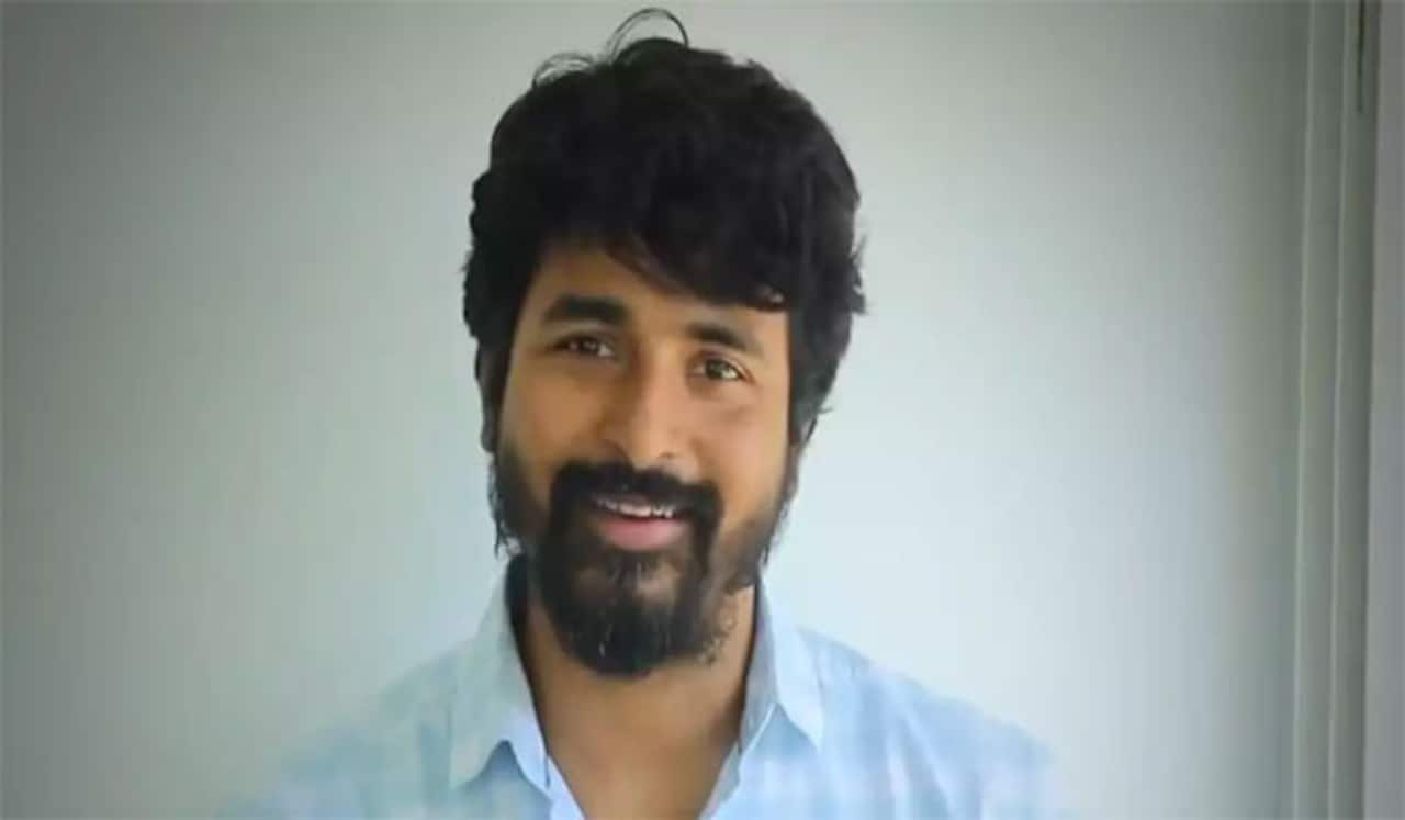 சிவகங்கை மாவட்டத்துக்கு ஆம்புலன்ஸ் வழங்கிய சிவகார்த்திகேயன்