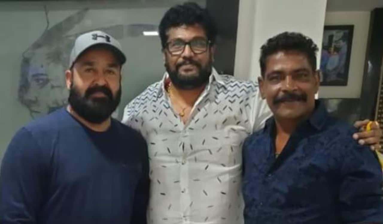 அலோன் பட டப்பிங்கை துவங்கிய மோகன்லால்