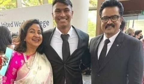 வெளிநாட்டில் பட்டம் பெற்ற சரத்குமார் - ராதிகாவின் மகன்
