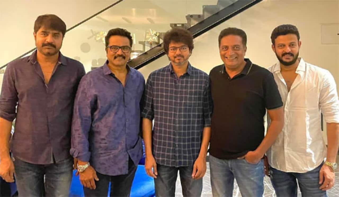 விஜய் 66 : இரண்டு வேடங்களில் நடிக்கிறார் விஜய்
