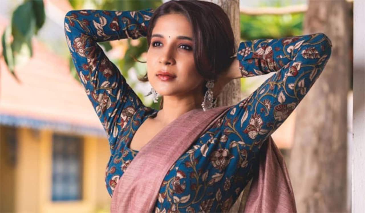 சீரியலில் என்ட்ரி கொடுக்கும் சாக்ஷி அகர்வால்