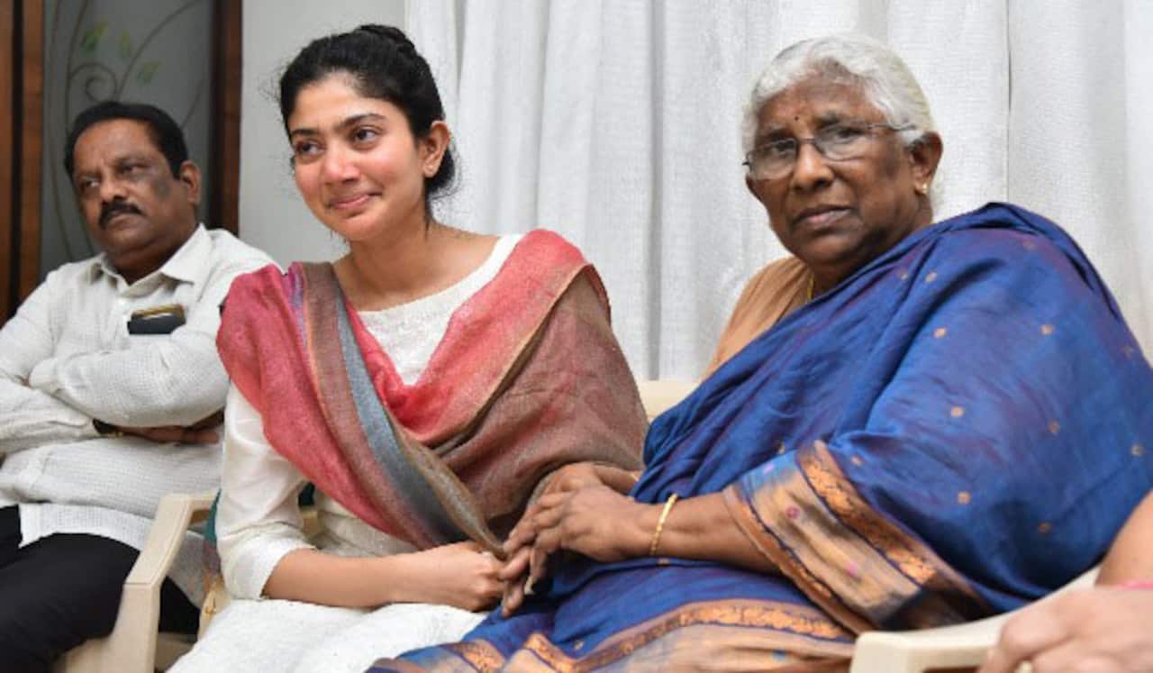 விராட பருவம் : நிஜ நாயகியை நேரில் சந்தித்த நிழல் நாயகி