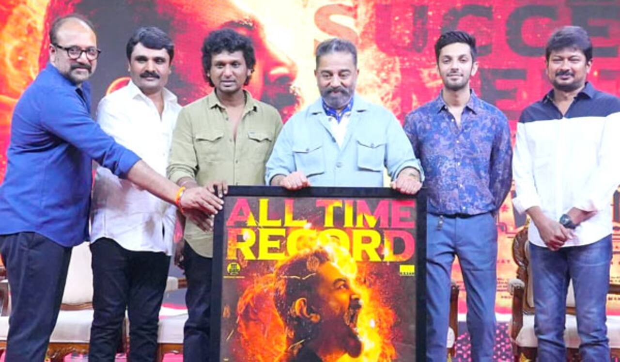 திறமைக்கு அதிகமாகவே என்னை மக்கள் தூக்கி பிடித்திருக்கிறார்கள் : வெற்றி விழாவில் கமல் பேச்சு