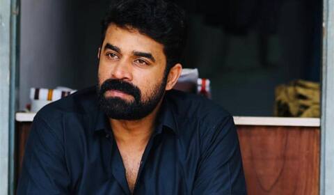 பாலியல் புகார் வழக்கு : மலையாள நடிகர் விஜய் பாபுவிற்கு முன்ஜாமின்