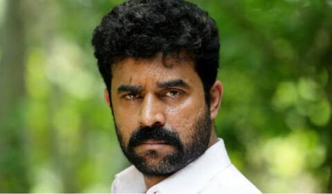 உருக்கமாக பதிவிட்டு அனுதாபம் தேடும் பாலியல் புகார் நடிகர்