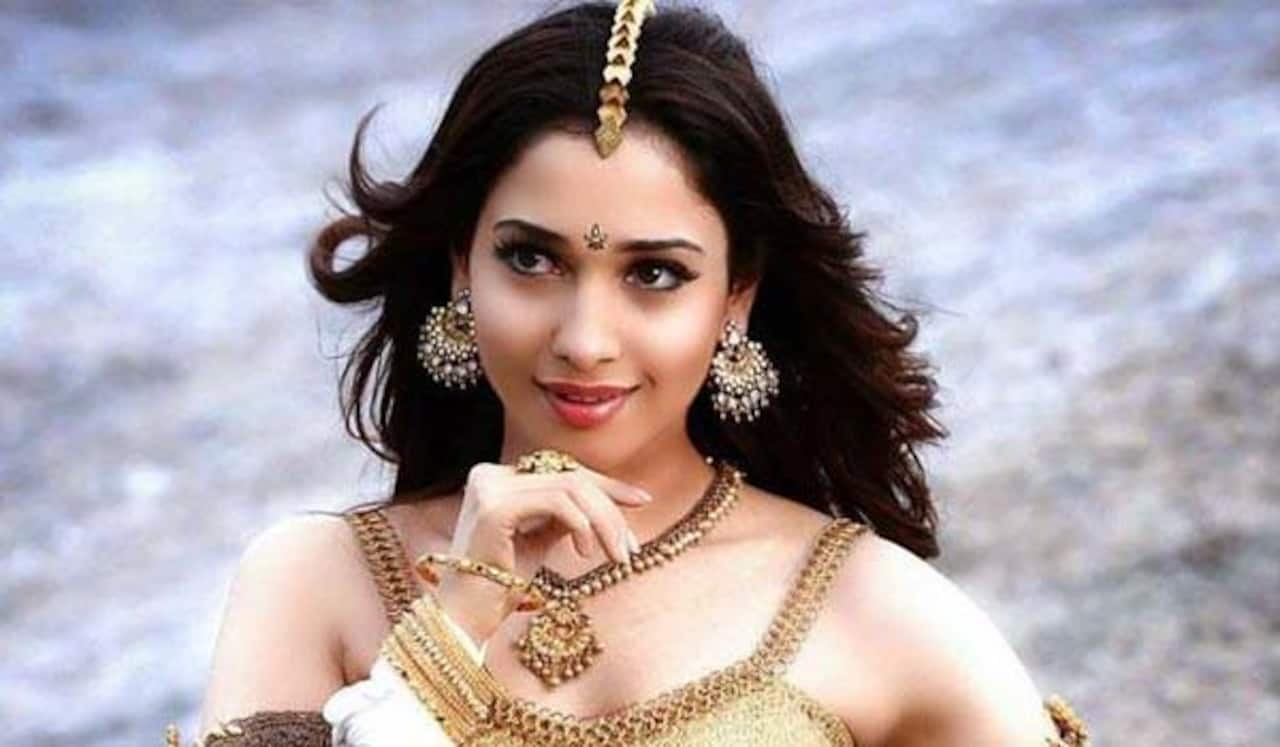 பாகுபலி வெளியாகி ஏழு ஆண்டுகள்- தமன்னா நெகிழ்ச்சி பதிவு!
