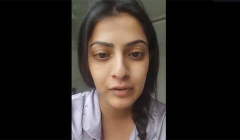 நடிகை வரலட்சுமிக்கு கொரோனா - மாஸ்க் அணிய வலியுறுத்தல்