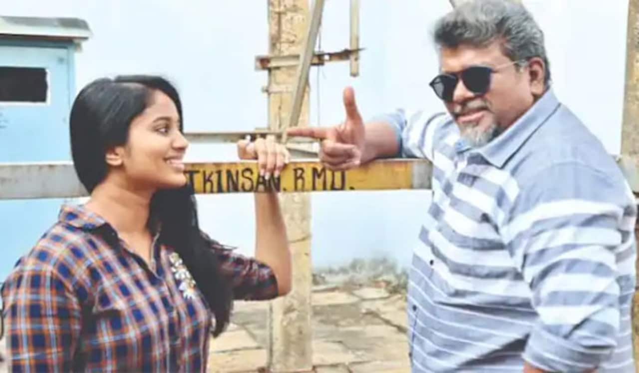 நிழல் போல் பார்த்திபனை பின்தொடரும் ‛இரவின் நிழல் நாயகி