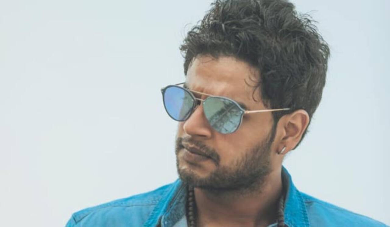 வில்லன் ஆனார் வத்சன்