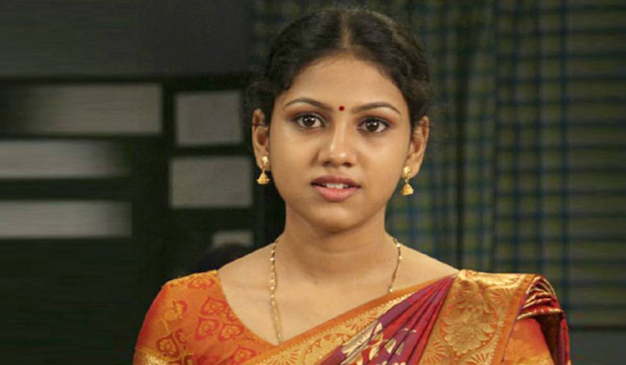 சீரியலில் இருந்து விலகியது ஏன்? : பாதுகாப்பில்லை என மனிஷாஜித் விளக்கம்